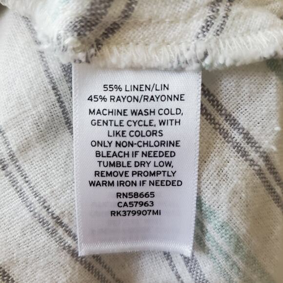 Abound Tiered Striped Top Small - Picture 7 of 7